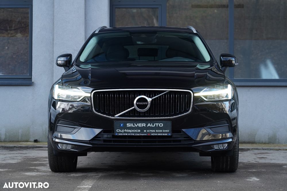 Volvo XC 60 B4 MHEV AT8 AWD Momentum Pro - 27