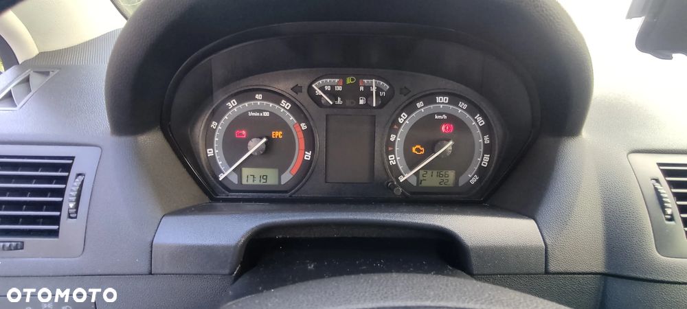 Skoda Fabia - 7