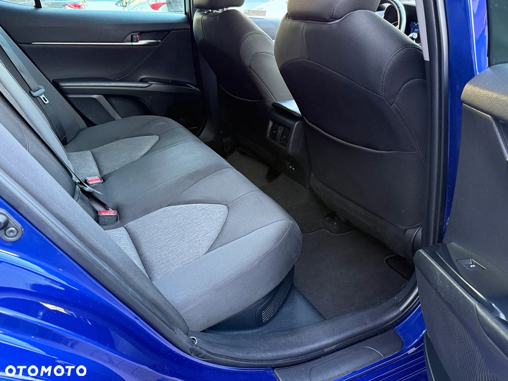 Toyota Camry 2.5 Hybrid Comfort CVT - 15