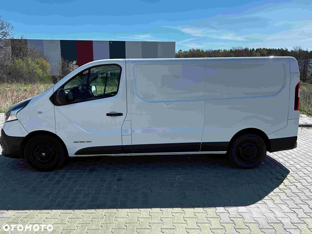 Renault TRAFIC - 2