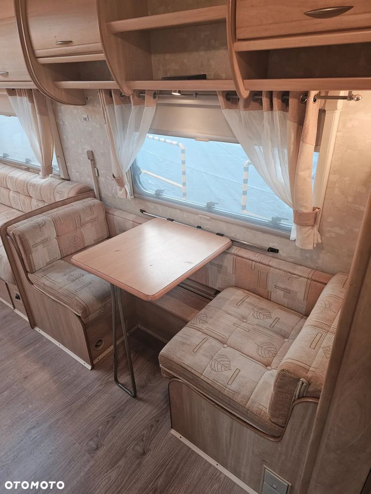 Hobby STERLING. WŁĄCZ FILMIK !!! 4 os. 2 SYPIALNIE. ŁÓŻKO PIĘTROWE. DUŻA ŁAZIENKA. NOWY SOLAR - 4