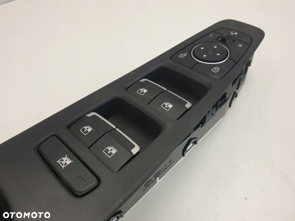 Santa Fe IV PANEL STEROWANIA SZYBAMI 82730-S1000 - 3