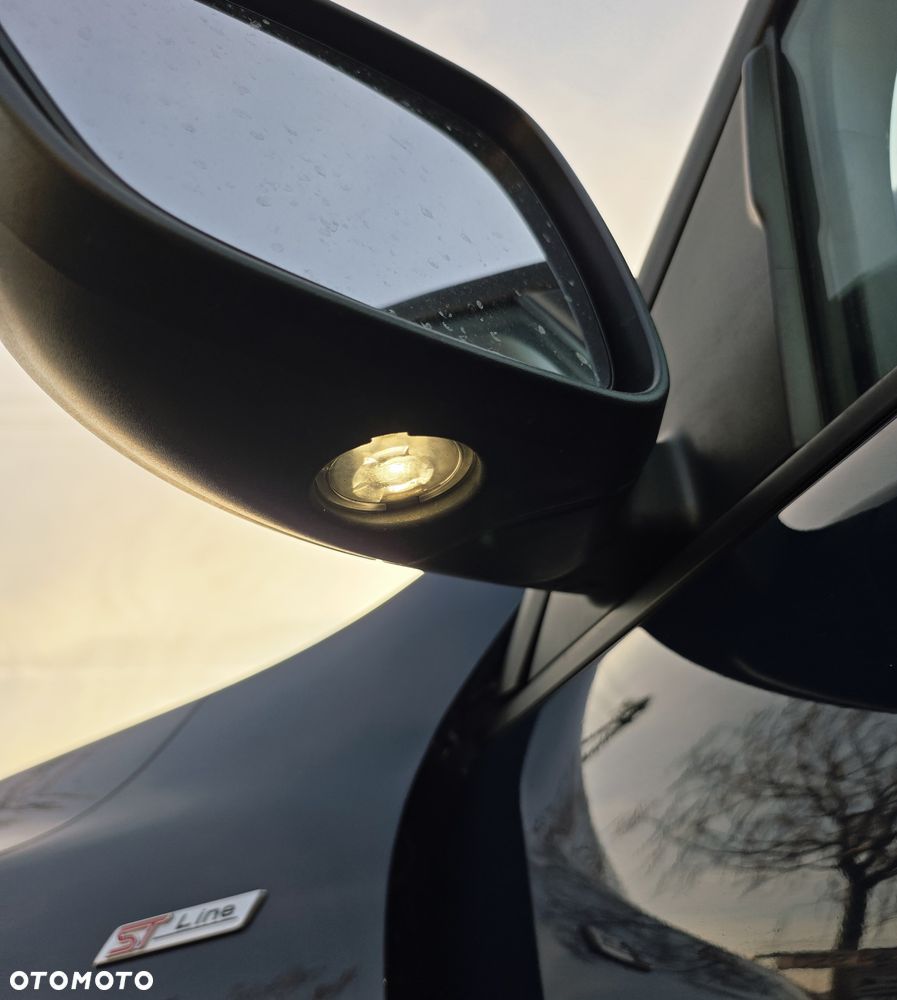 Ford Kuga 2.0 EcoBlue 4x4 ST-LINE - 32