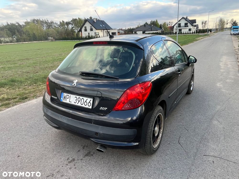 Peugeot 207 90 HDi FAP (Blue Lion) 99G - 10