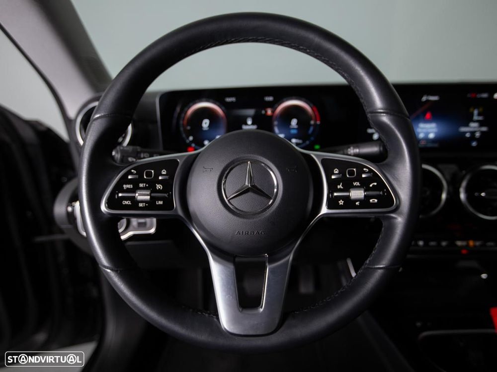 Mercedes-Benz CLA 250 e Shooting Brake Progressive - 19
