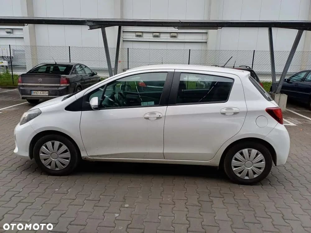Toyota Yaris - 5