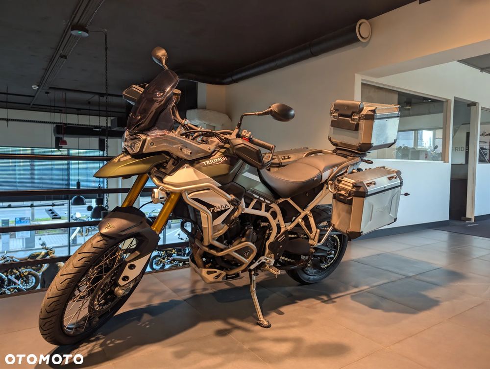 Triumph Tiger - 4