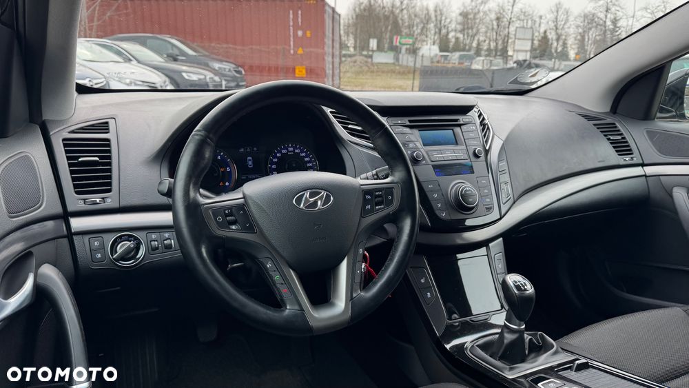 Hyundai i40 Kombi blue 1.7 CRDi Style - 32