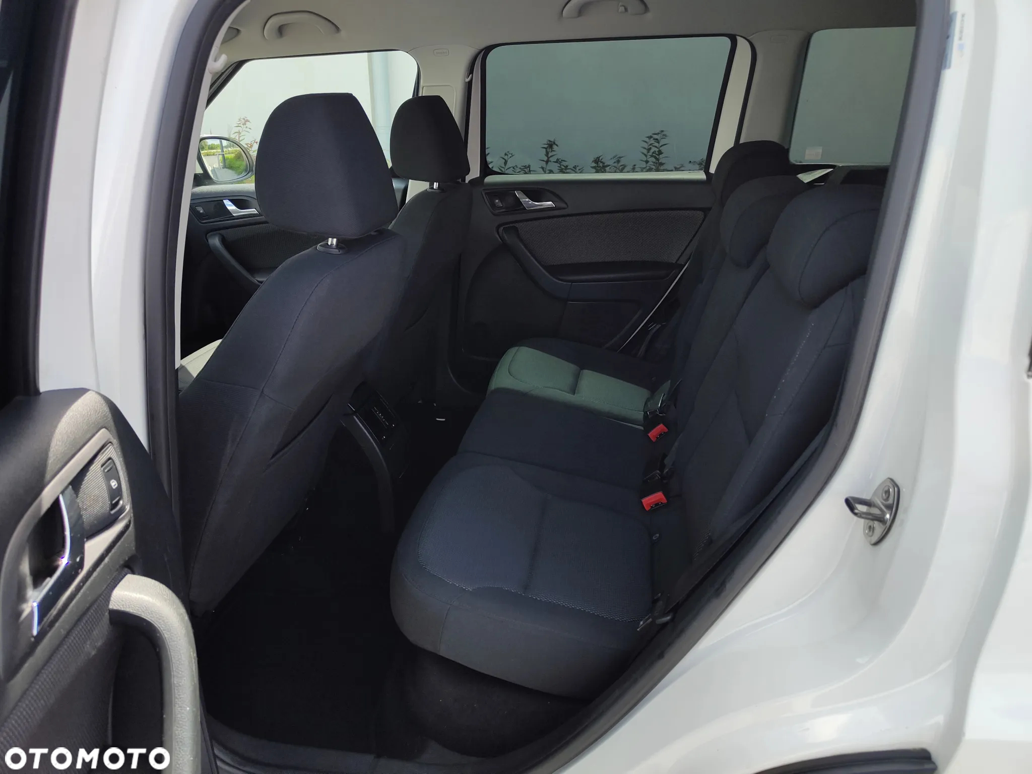 Skoda Yeti 2.0 TDI Ambition PLUS EDITION - 14