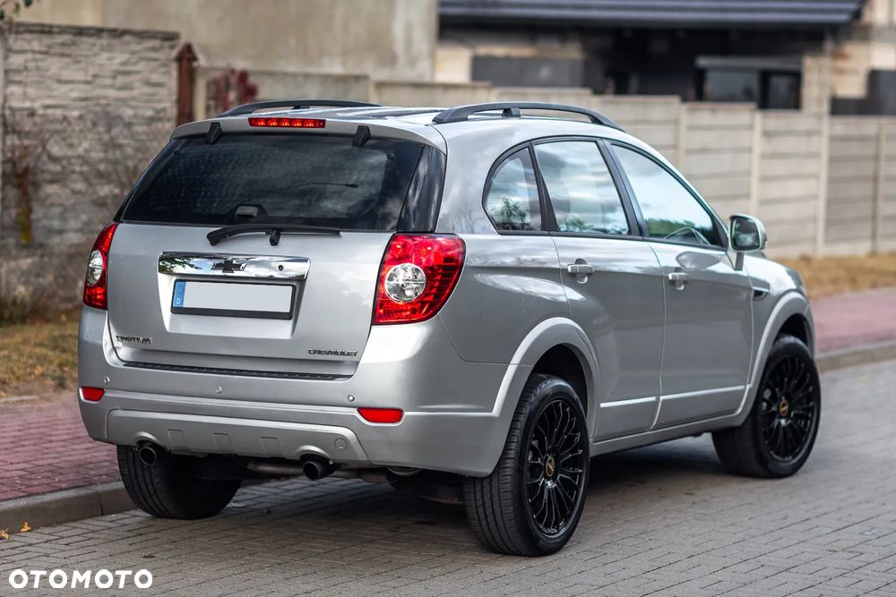 Chevrolet Captiva - 15