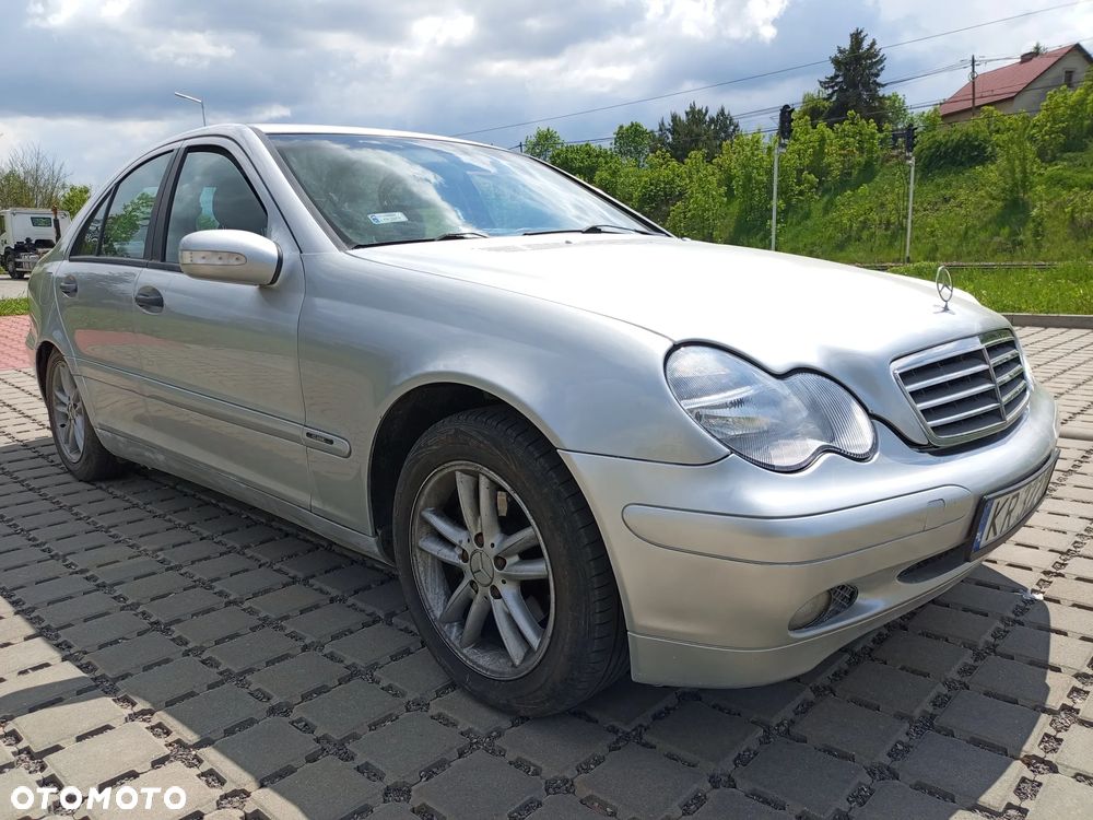 Mercedes-Benz Klasa C 180 Kompressor Classic Sport Edition - 2