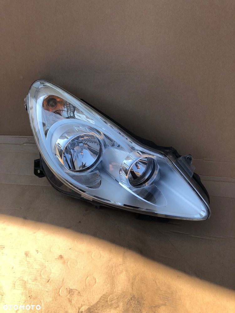 Lampa prawa Europa Valeo Opel Corsa D