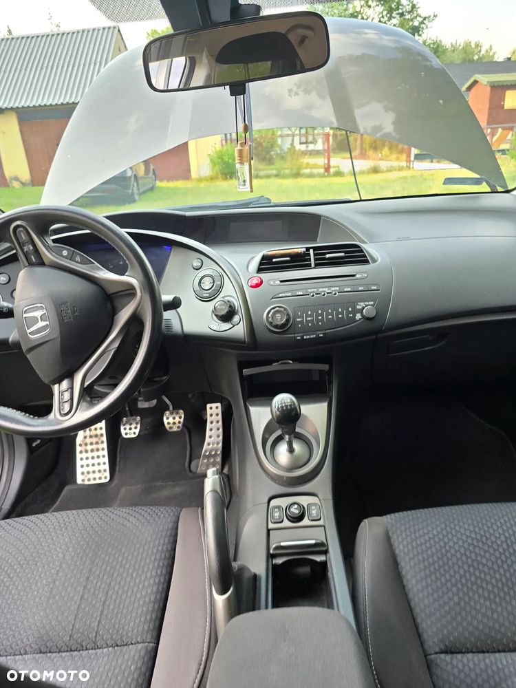 Honda Civic 1.8 Comfort - 10