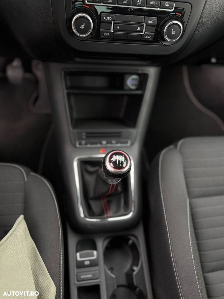 Volkswagen Tiguan - 6