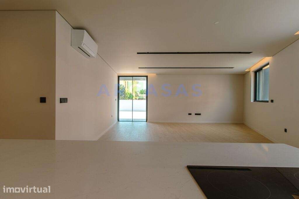 Apartamento T2 com terraço e lugar de garagem em São Cosme, Gondomar - Grande imagem: 3/19