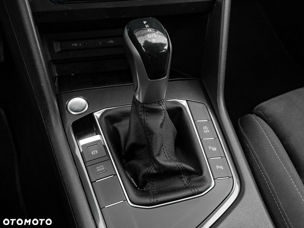 Volkswagen Tiguan - 18