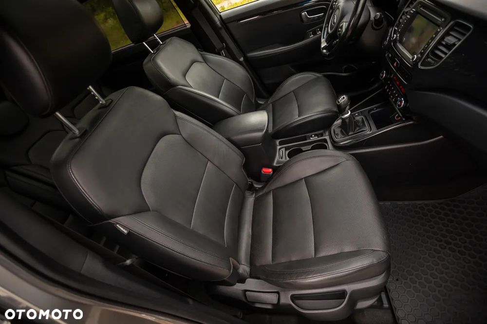 Kia Carens 1.7 CRDi Edition 7 - 33