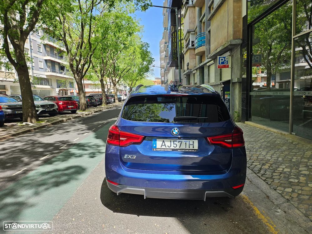 BMW iX3 Inspiring - 8