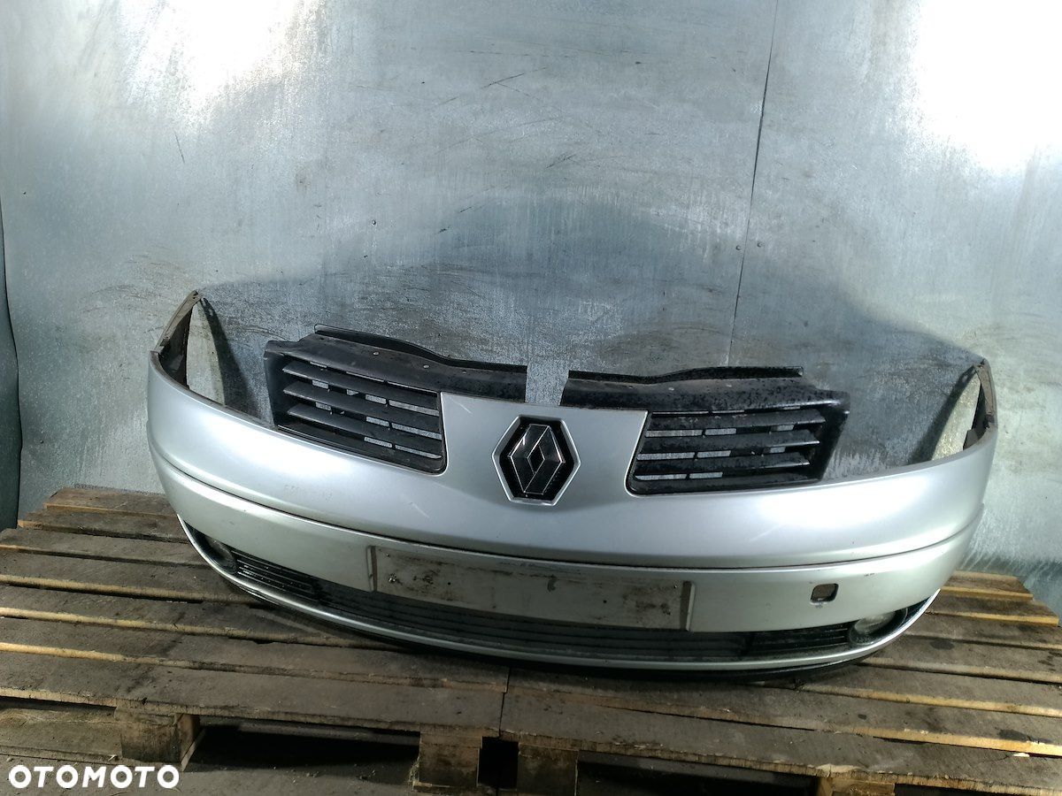 ZDERZAK PRZÓD RENAULT ESPACE IV ( 03-14 ) 1.9 DCI - 1