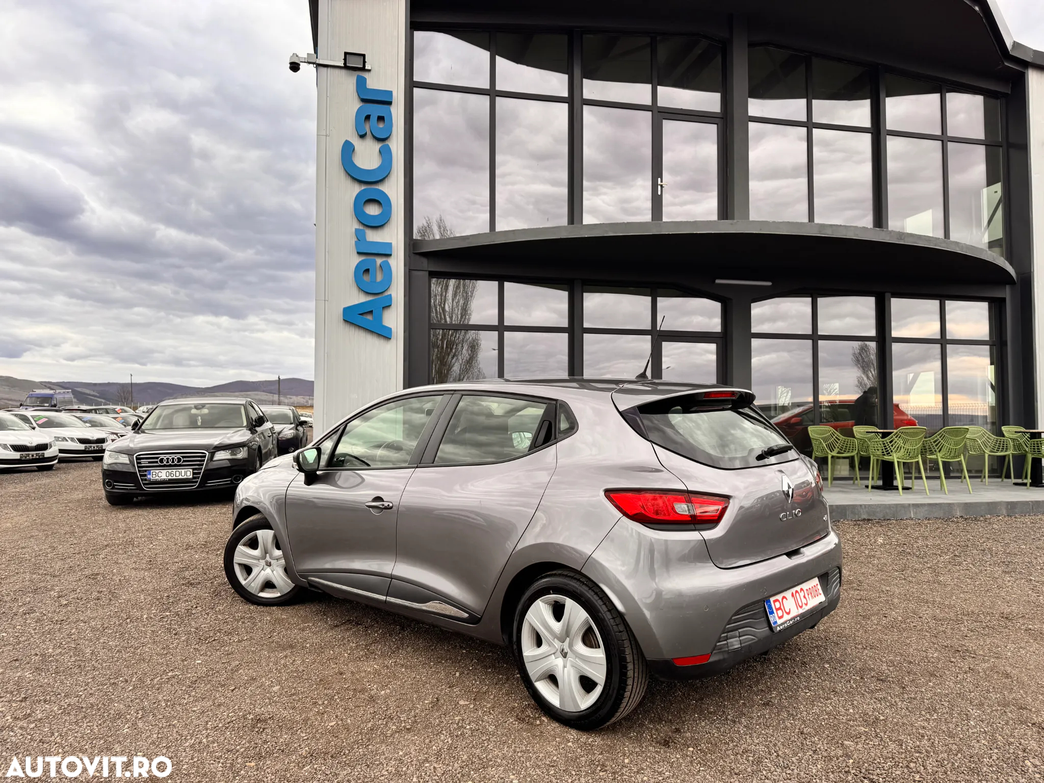 Renault Clio dCi 90 Dynamique - 8