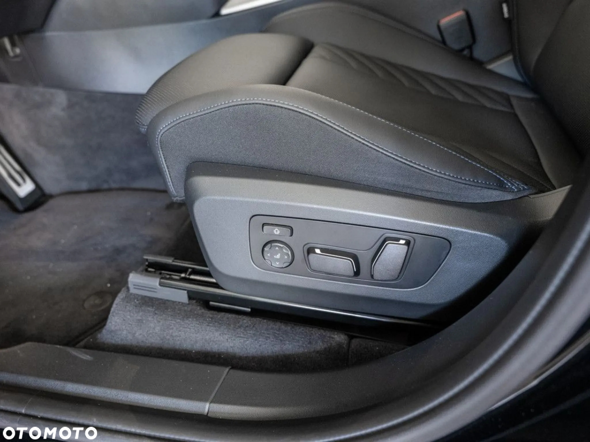 BMW X3 xDrive20d mHEV - 13