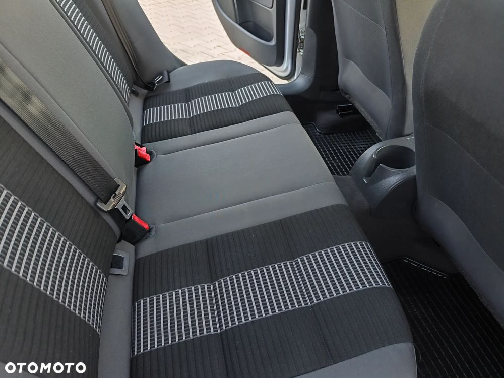 Volkswagen Golf - 15