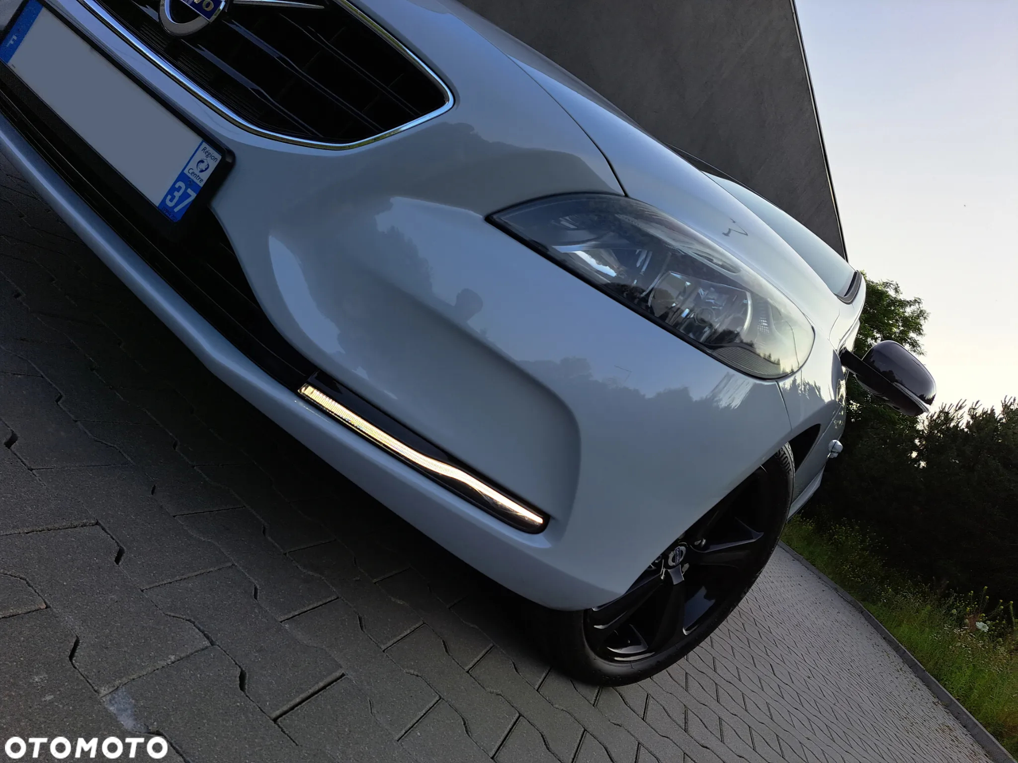 Volvo V40 - 9