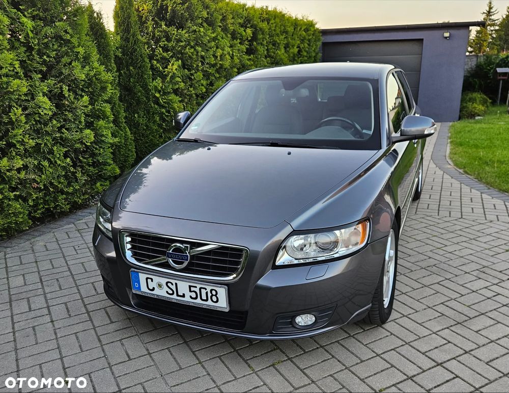 Volvo V50 DPF D2 Summum - 2