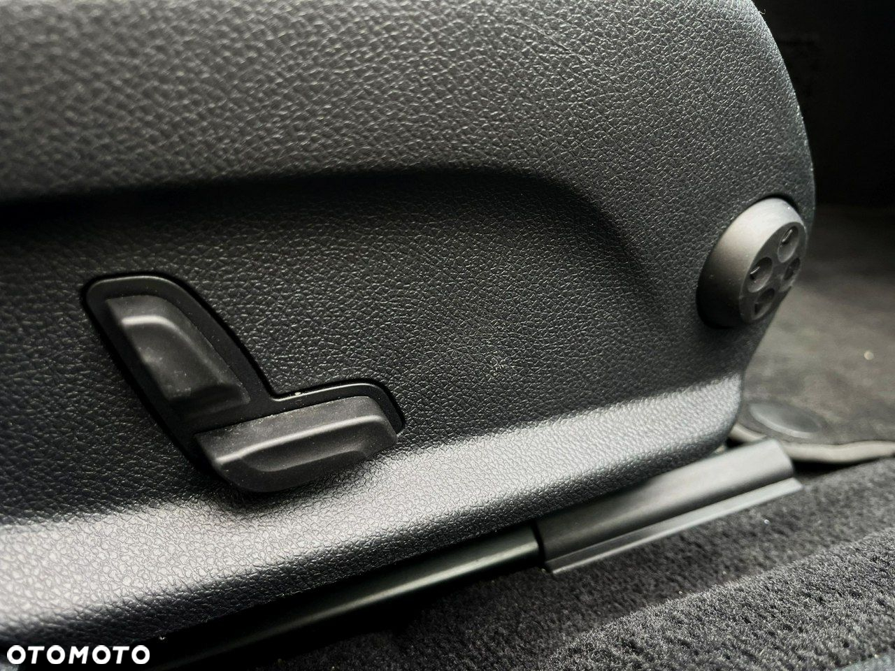 Mercedes-Benz Klasa E 220 d Avantgarde - 26