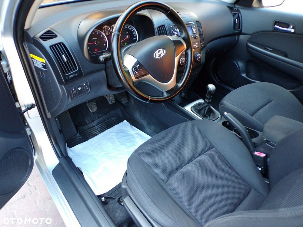 Hyundai i30 - 18