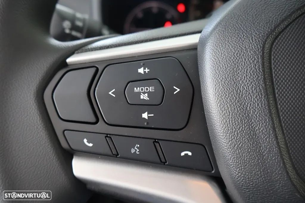 Isuzu D-Max 1.9 Ddi CD 4WD LS ATX - 26