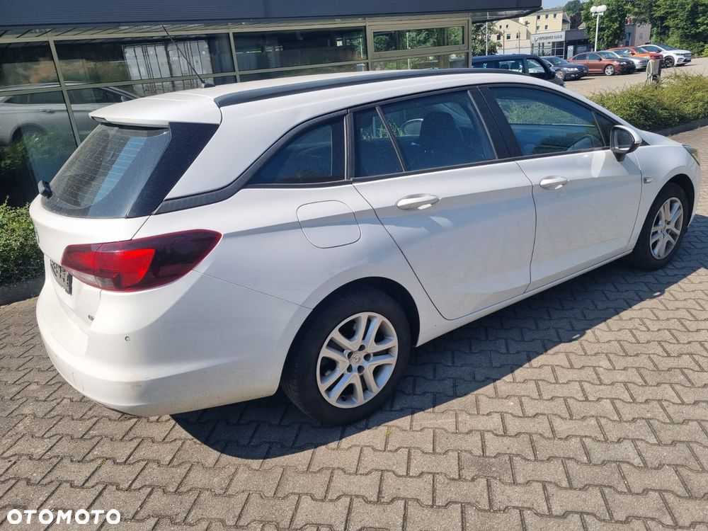 Opel Astra - 5