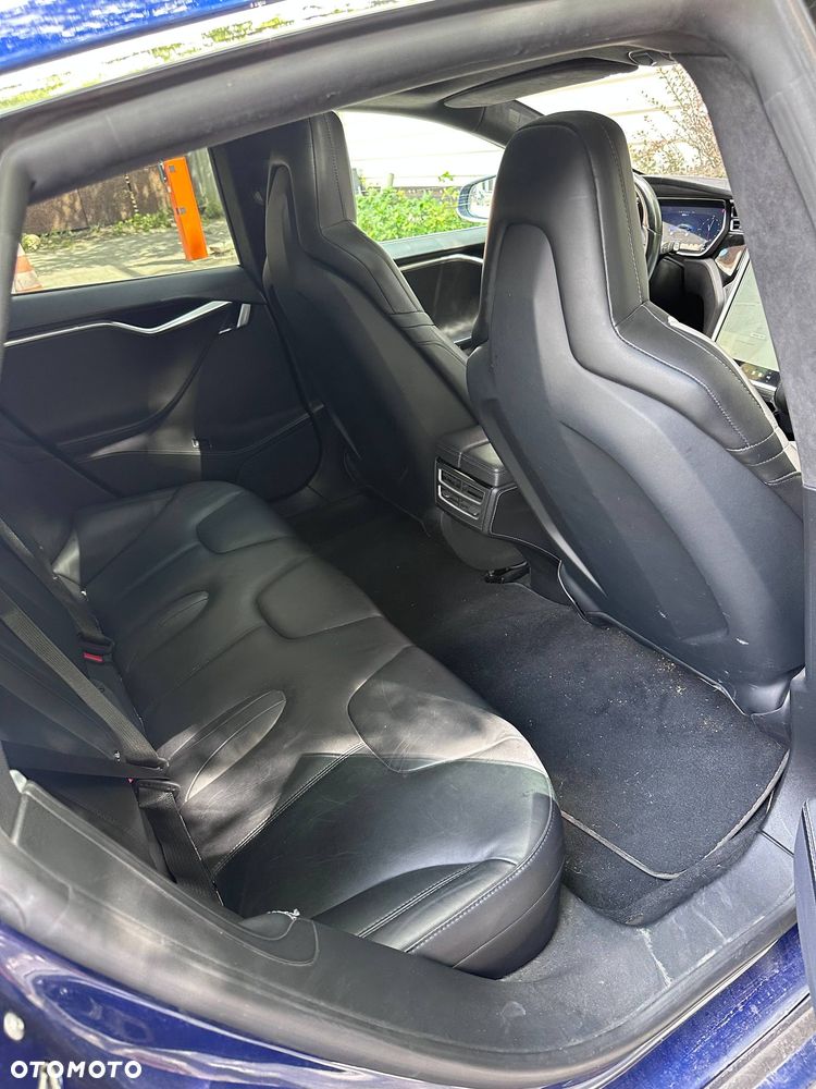 Tesla Model S Long Range Plus - 11