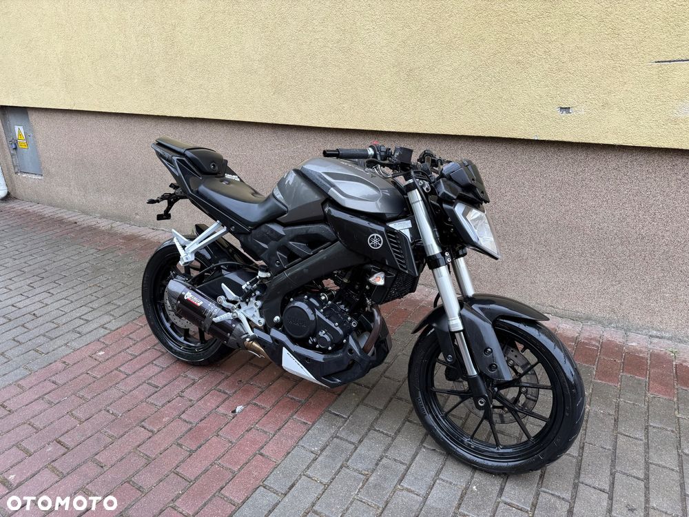 Yamaha MT - 2