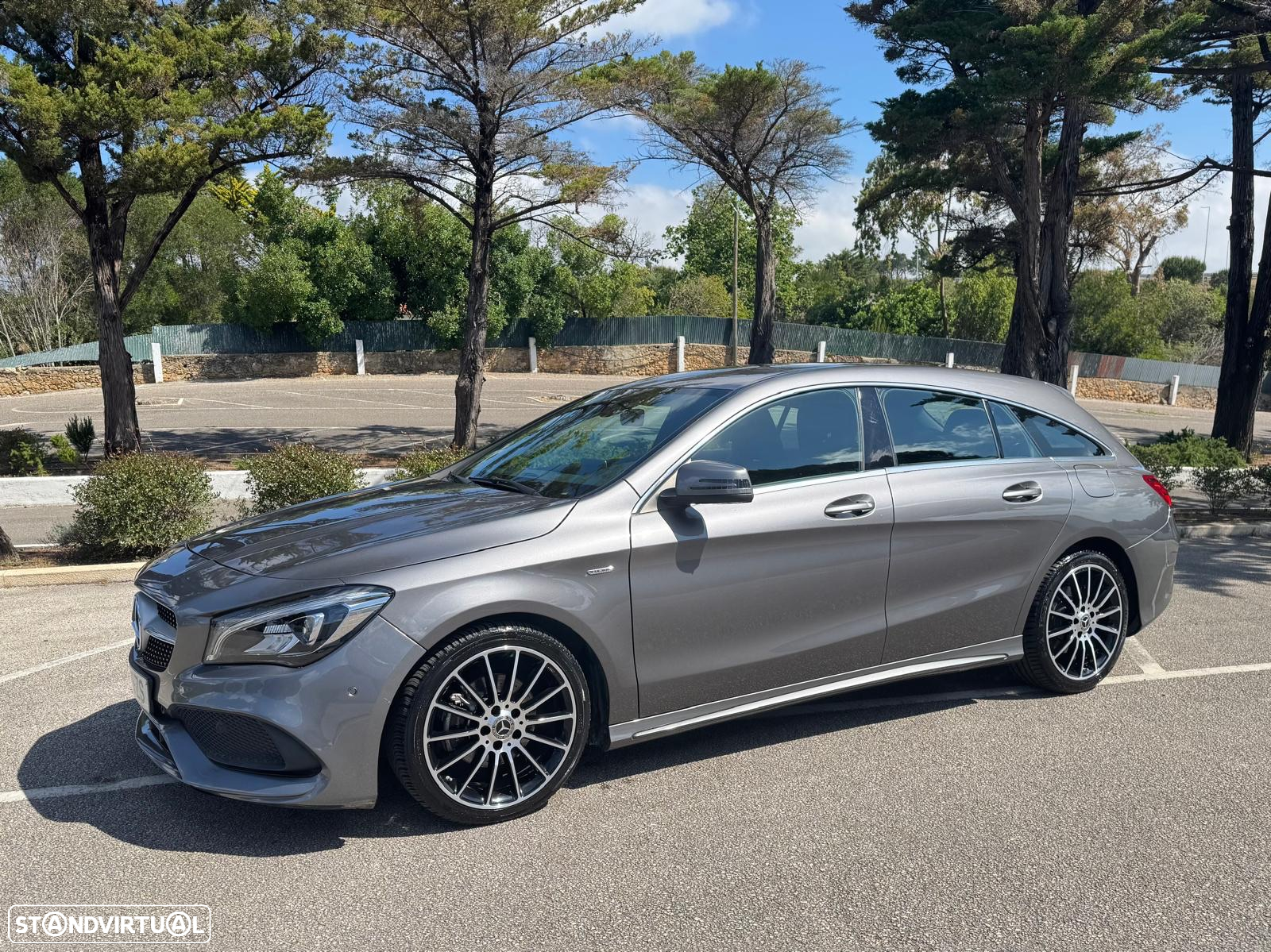 Mercedes-Benz CLA 200 Shooting Brake AMG Line Aut. - 3