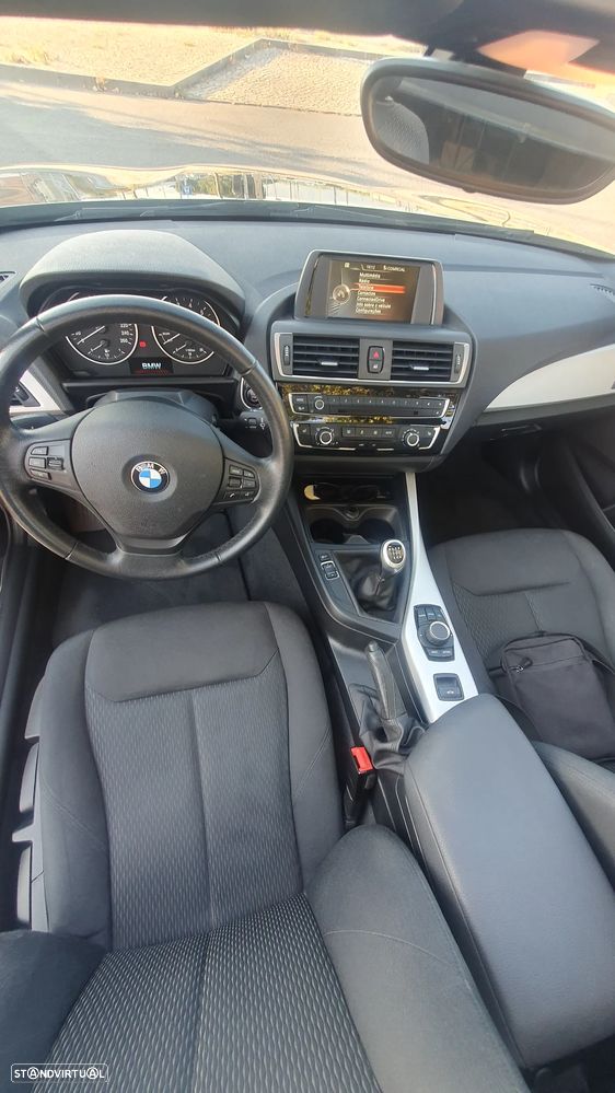 BMW 218 i Cabrio Advantage - 19