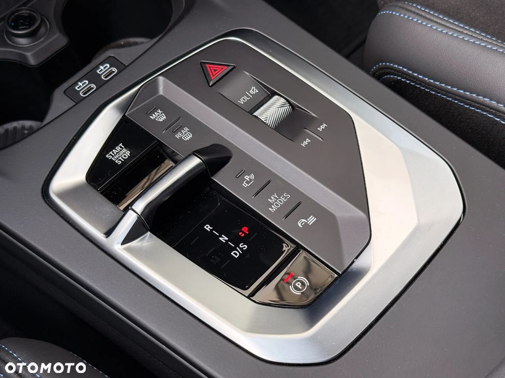BMW Seria 1 120d - 24