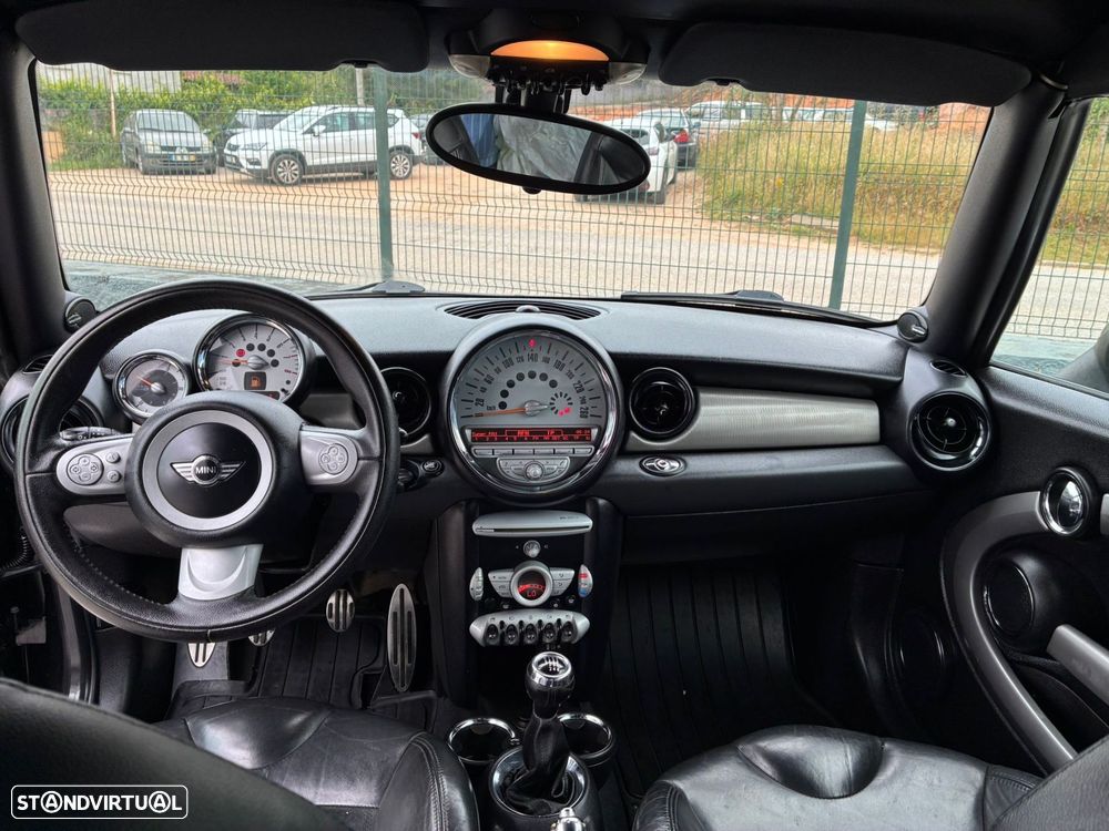 MINI Cabrio Cooper S - 17