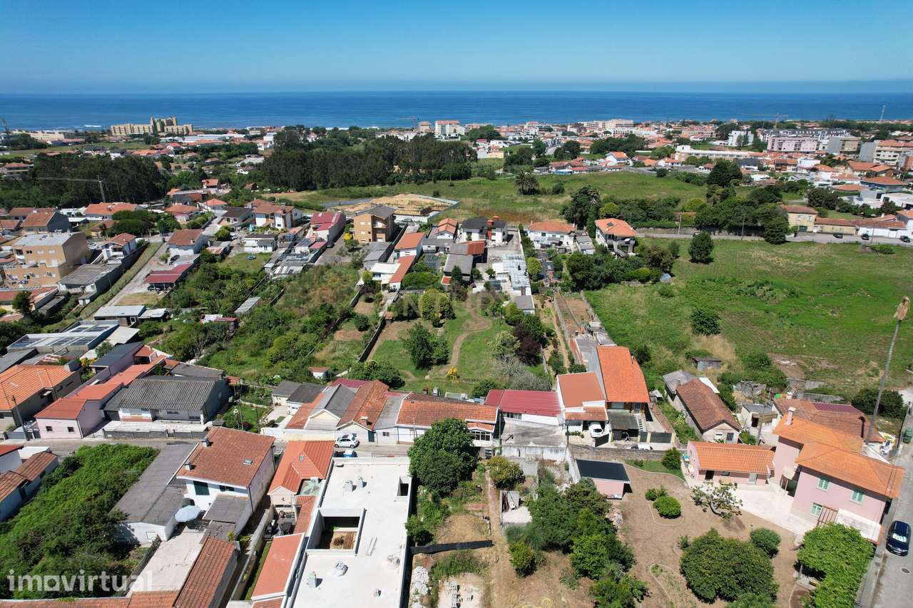 Moradia para Remodelação com Projeto Aprovado em São Félix da Marinha- - Grande imagem: 5/28