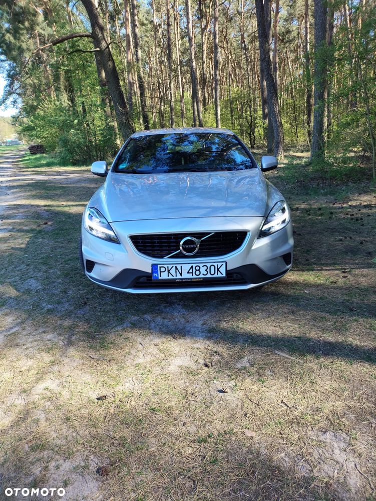 Volvo V40 D3 Geartronic RDesign - 1