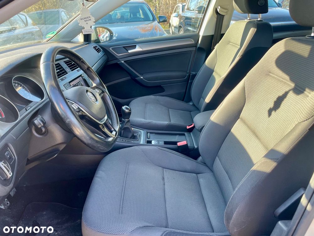 Volkswagen Golf VII 1.6 TDI BMT Comfortline - 23