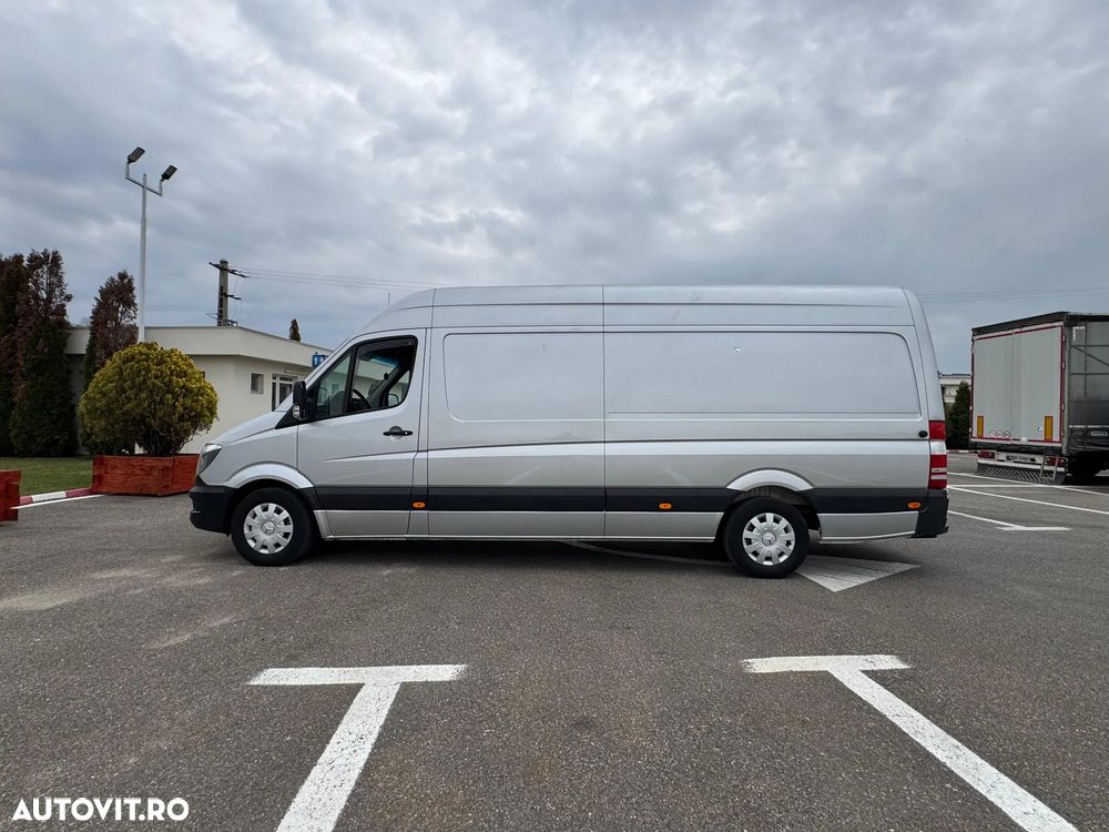 Mercedes-Benz Sprinter - 21