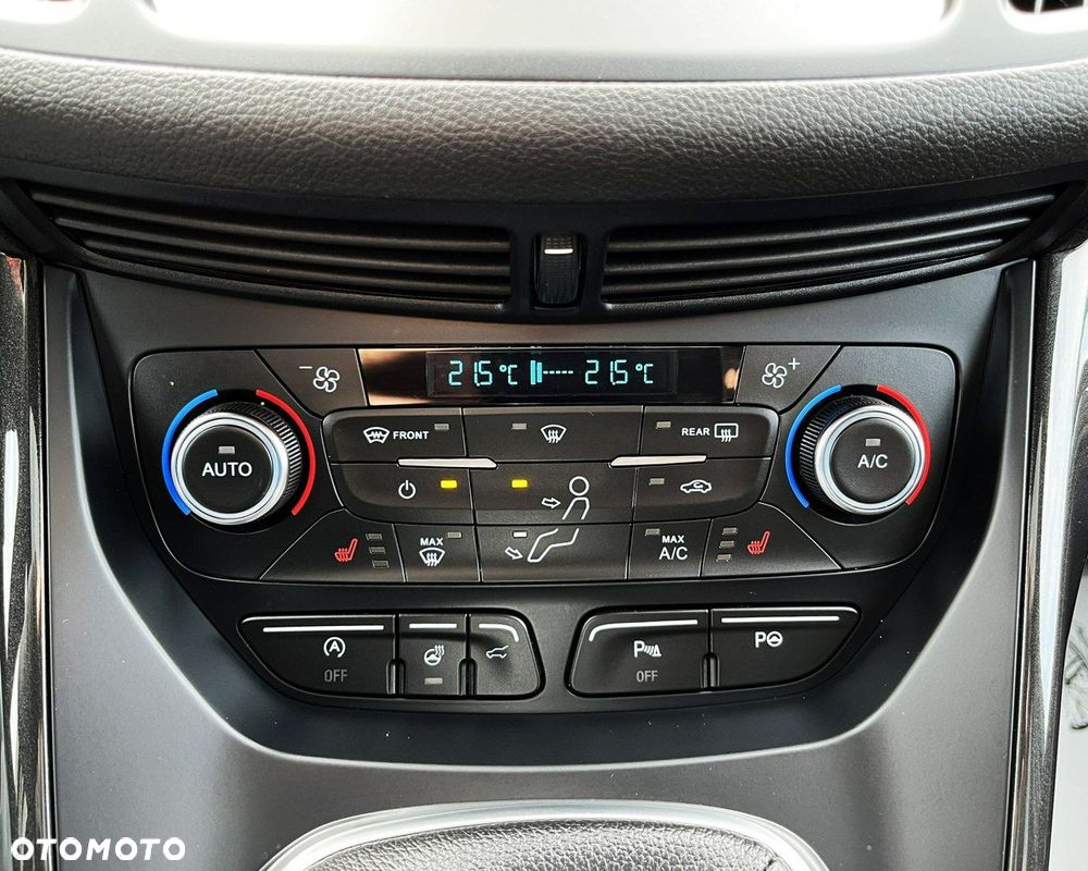 Ford Kuga 1.5 EcoBoost 2x4 ST-Line - 18