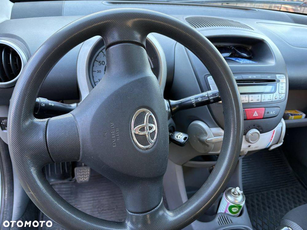 Toyota Aygo Standard - 8
