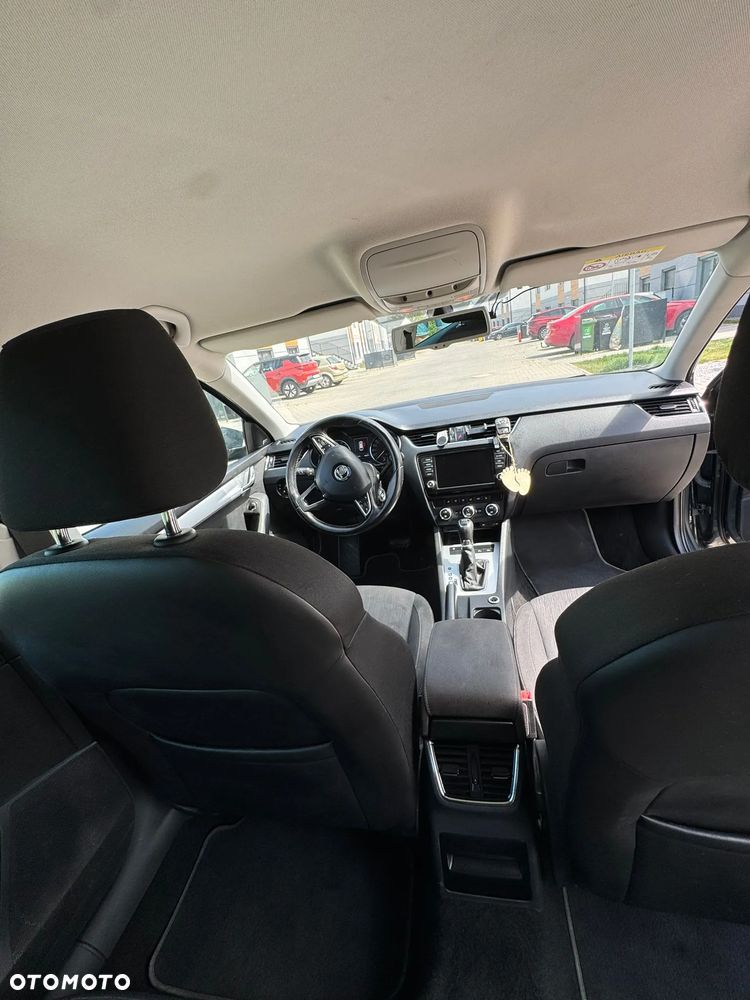 Skoda Octavia 1.6 TDI Ambition DSG - 7