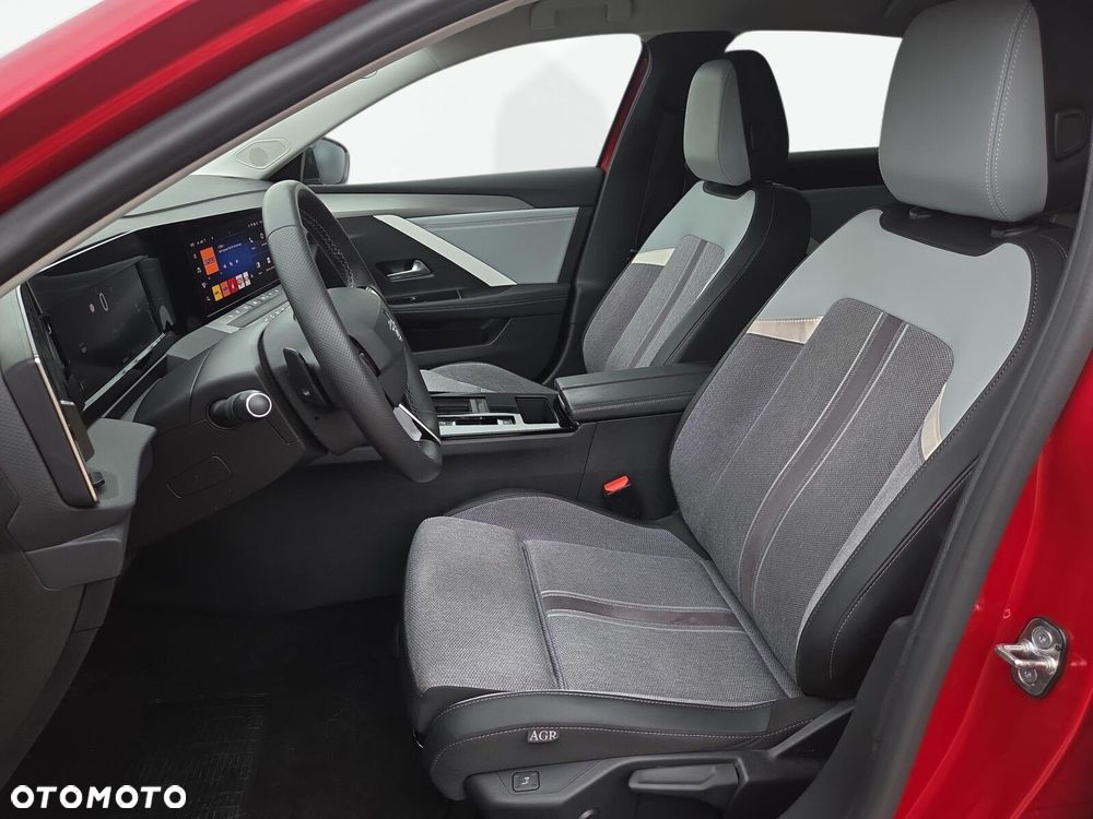 Opel Astra 1.2 T GS S&S - 12