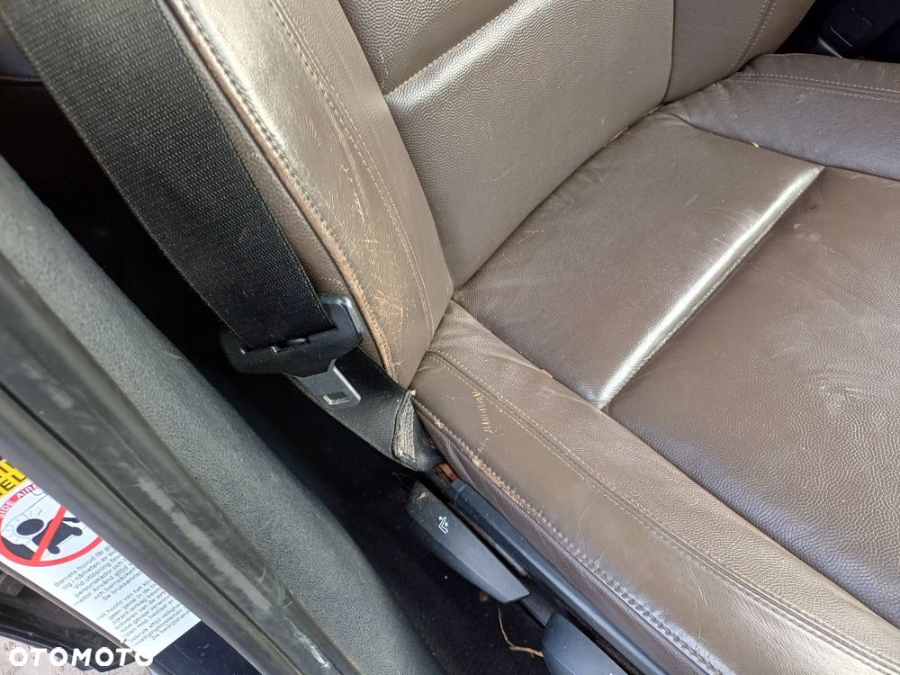 FOTELE KOMPLET LEWY PRAWY KANAPA TYŁ  BOCZKI BMW E87 120 D - 10