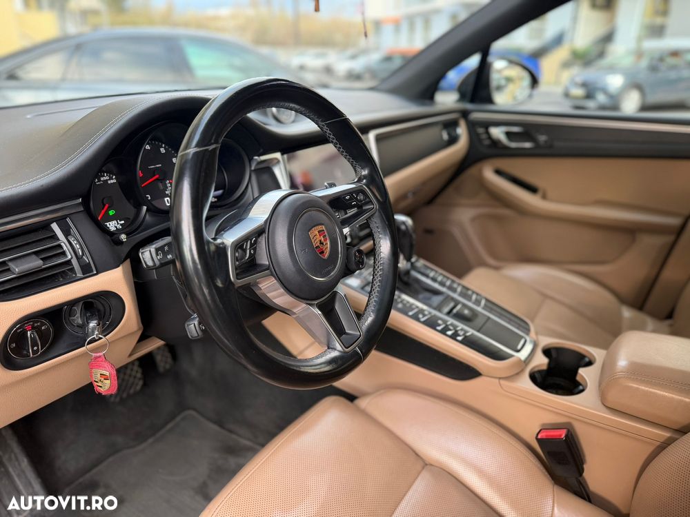 Porsche Macan Standard - 5
