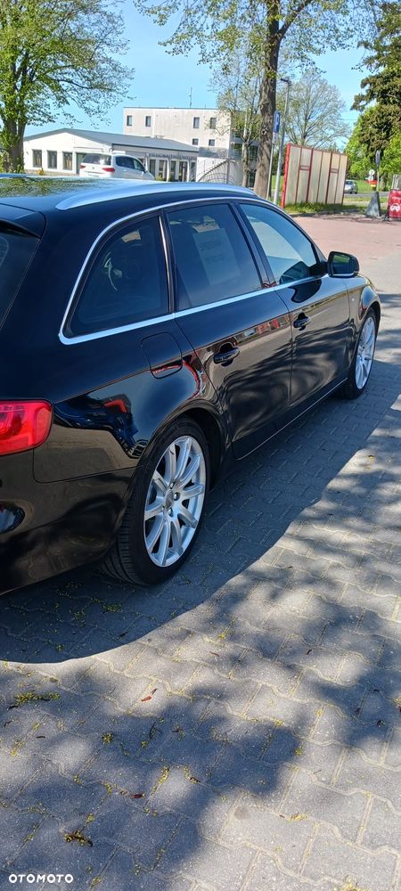Audi A4 Avant 2.0 TDI DPF clean diesel S line Sportpaket - 14