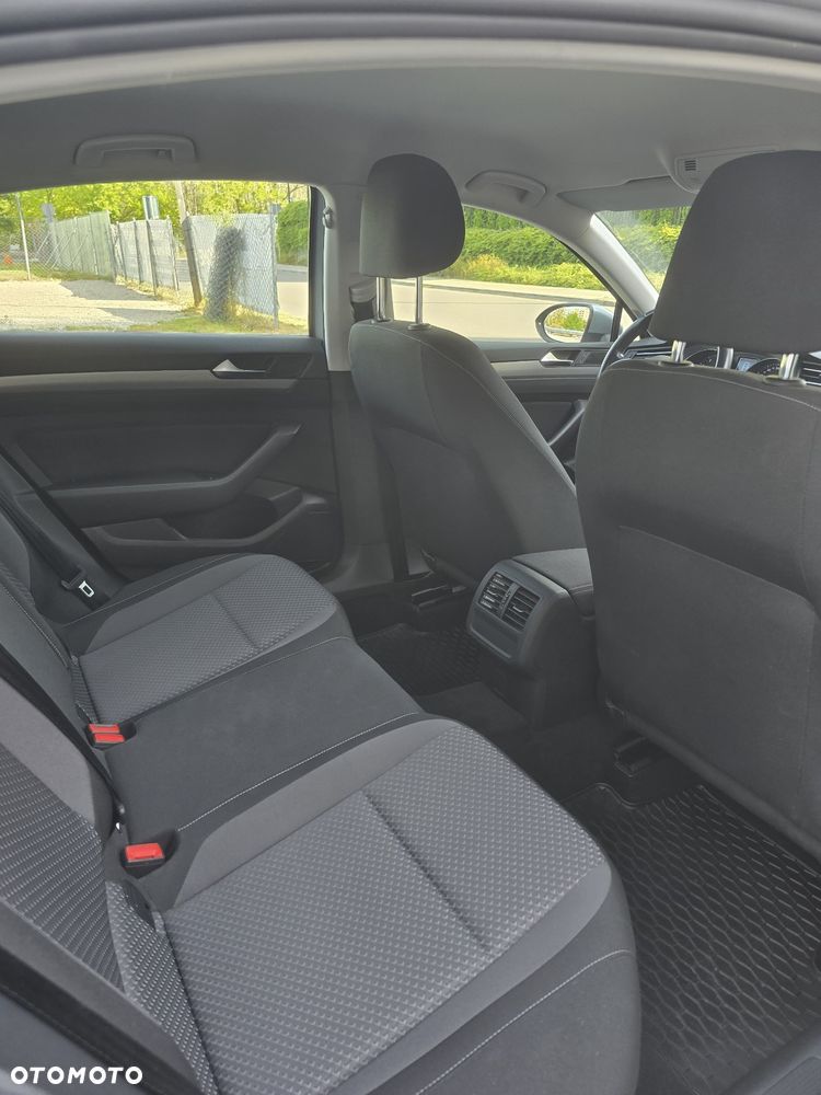 Volkswagen Passat 1.5 TSI EVO Essence - 21
